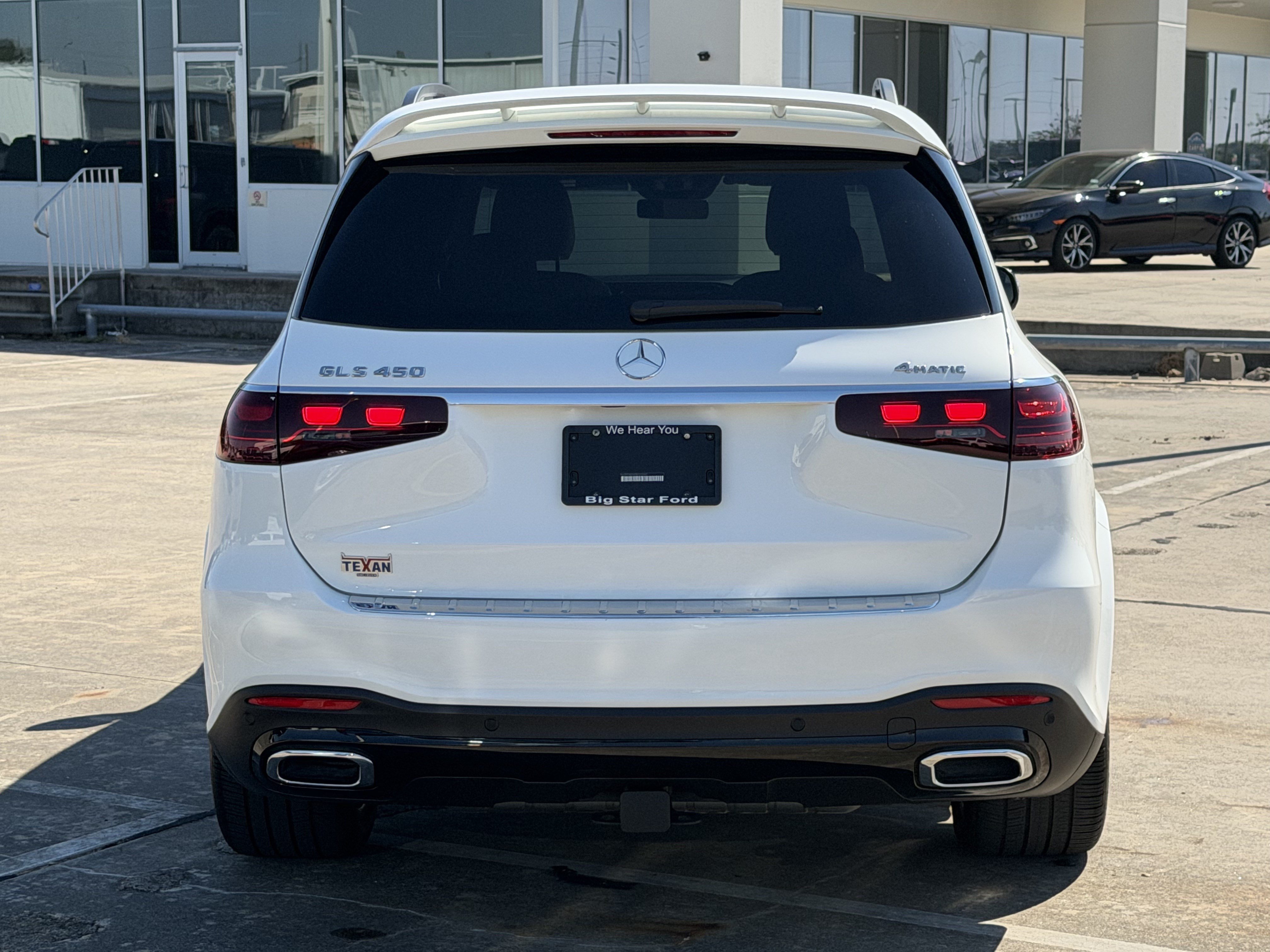 Used 2025 Mercedes-Benz GLS 450 4MATIC image 9