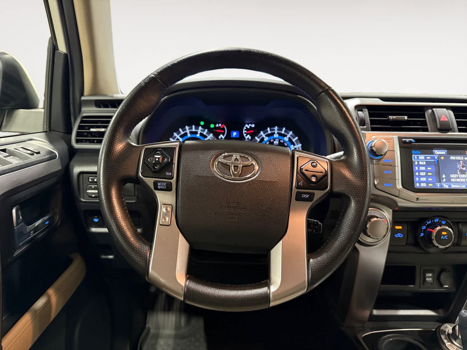 Used 2018 Toyota 4Runner SR5 Premium AWD/4WD image 13
