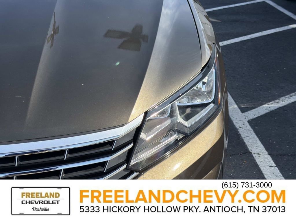Used 2019 Volkswagen Passat 2.0T Wolfsburg image 7