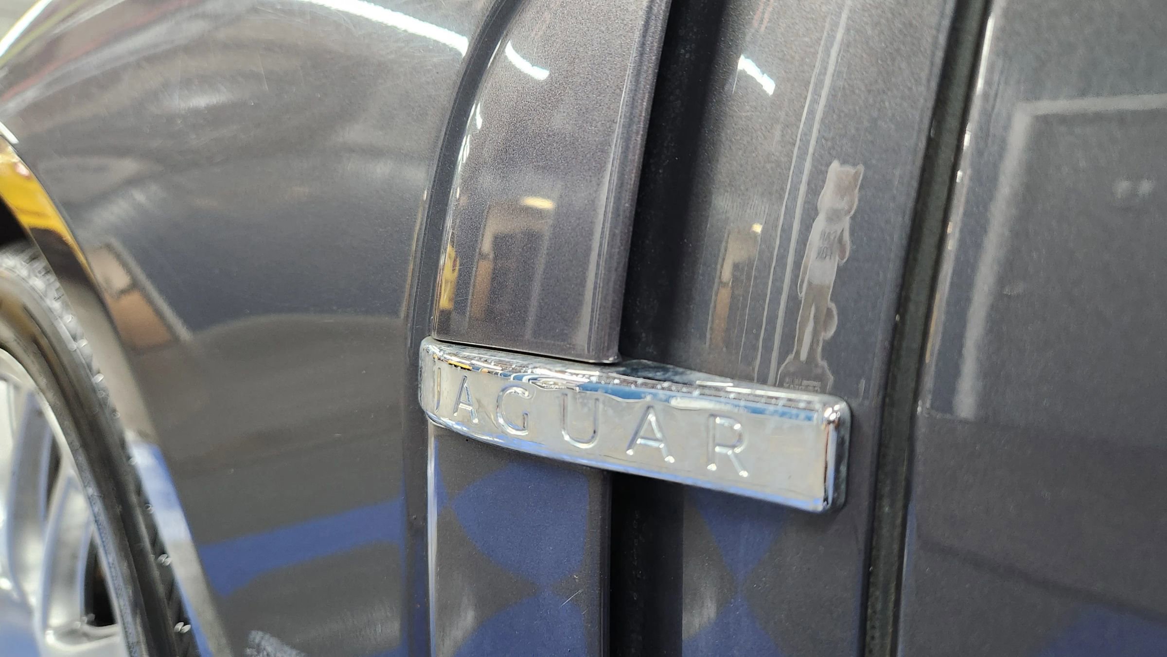 Used 2011 Jaguar XF Portfolio image 65