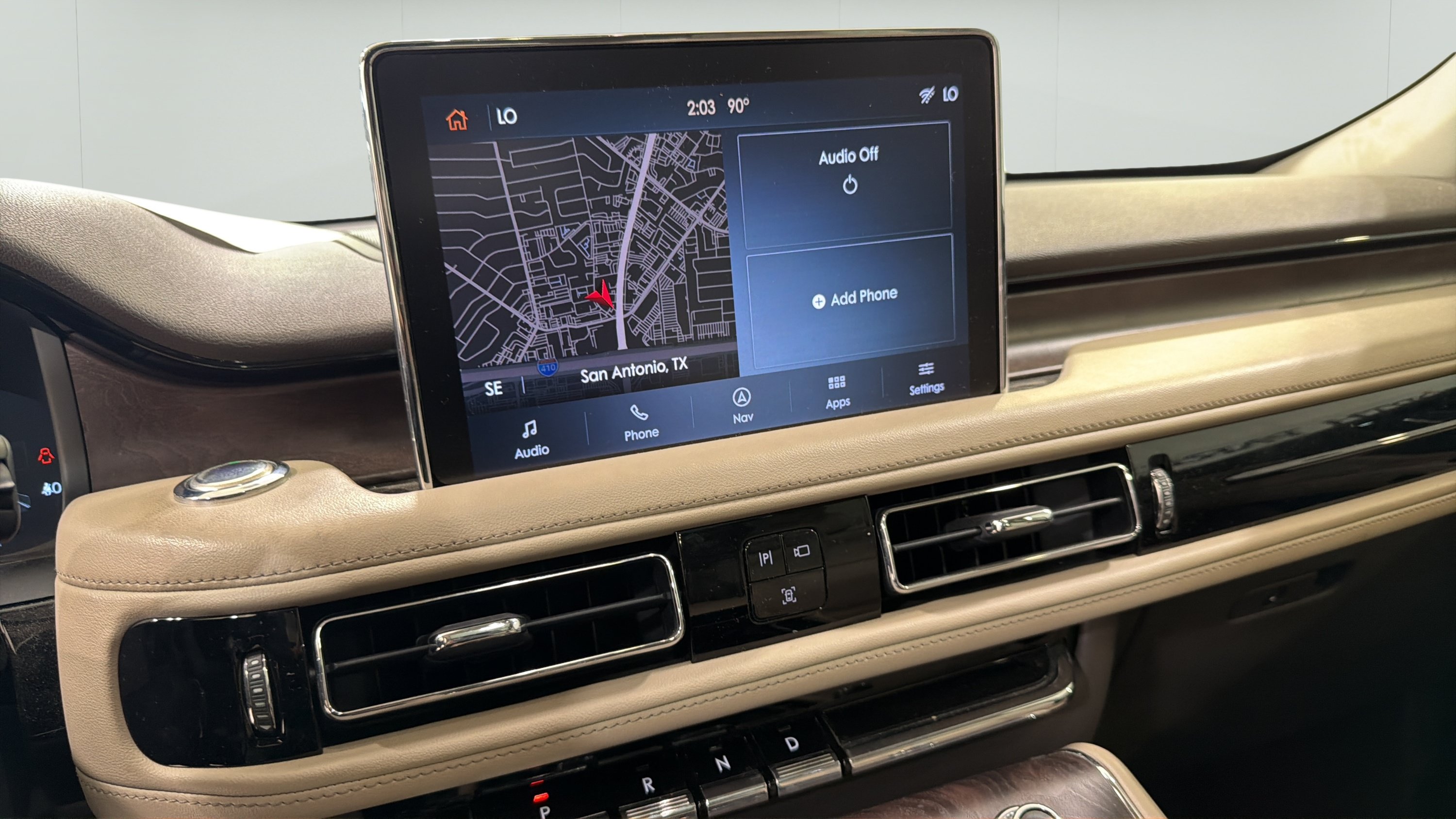 Used 2023 Lincoln Aviator Reserve w/ Class IV Trailer Tow Package RWD image 18