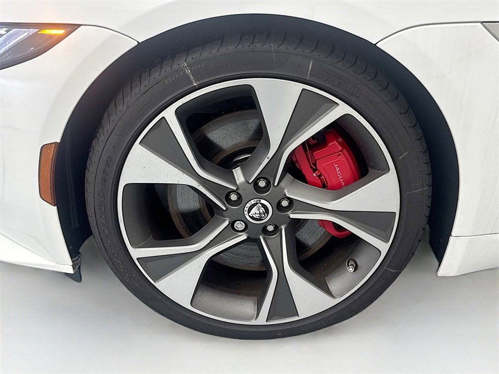 New 2024 Jaguar F-TYPE R-Dynamic image 29