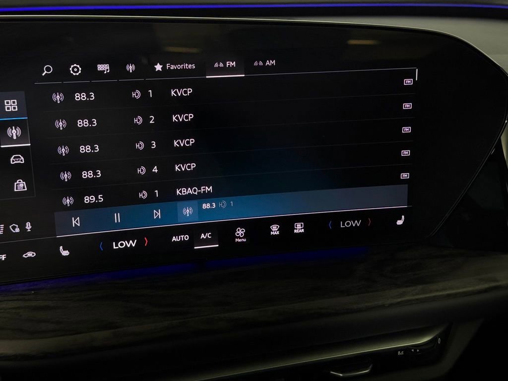 Used 2025 Audi Q5 Premium w/ Convenience Package image 20