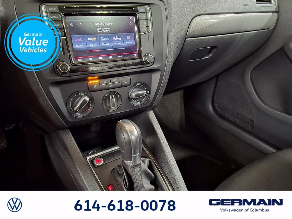 Used 2017 Volkswagen Jetta SE FWD image 21