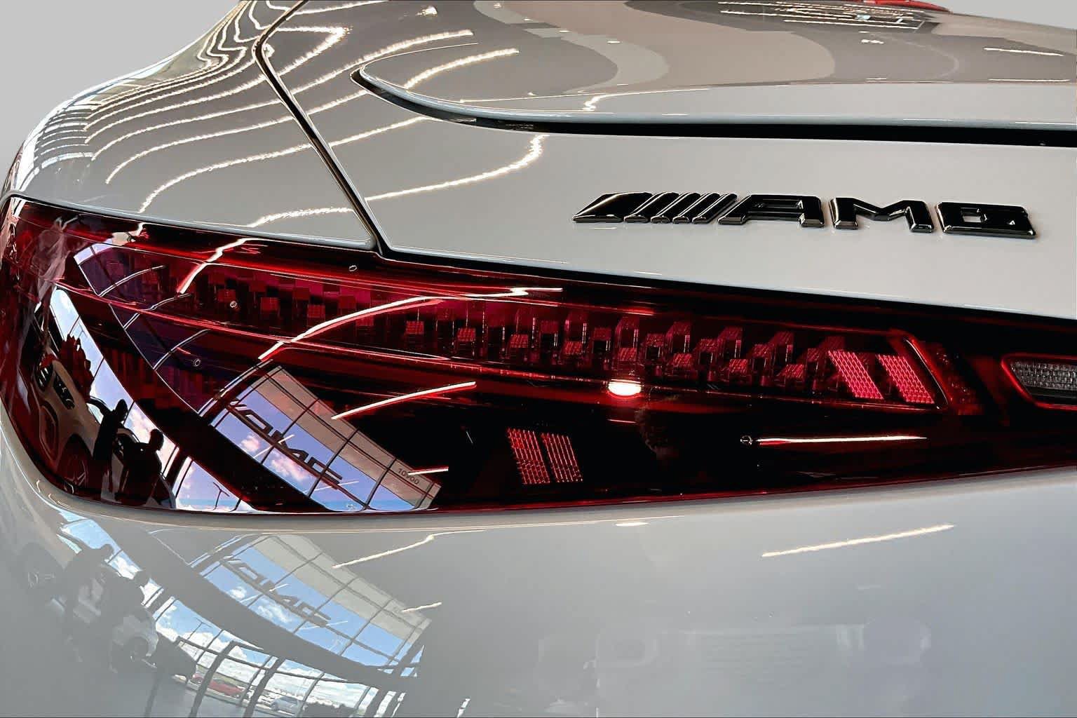 New 2026 Mercedes-Benz SL 63 AMG 4MATIC image 14