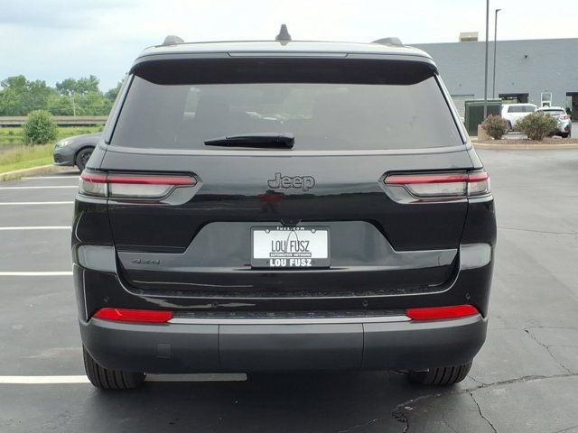 New 2026 Jeep Grand Cherokee L 4WD image 21