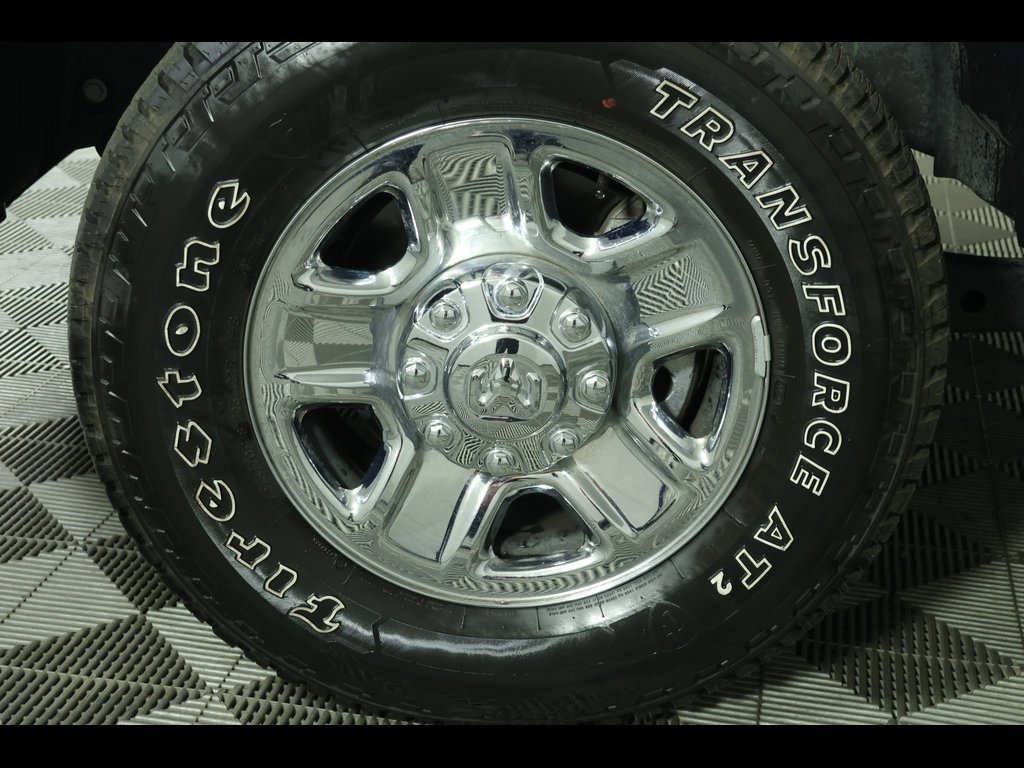 Used 2024 RAM 2500 Tradesman w/ Chrome Appearance Group image 21