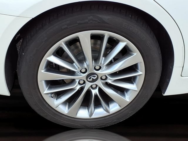 Certified 2018 INFINITI Q50 Luxe w/ Essential Package (3.0T Luxe) AWD/4WD image 24