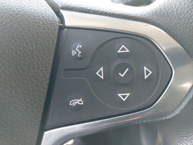 Used 2021 Chevrolet Traverse LS image 18