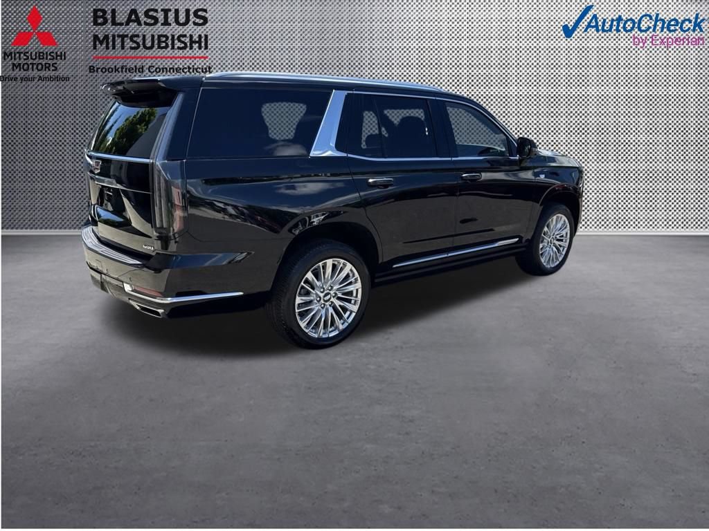 Used 2026 Cadillac Escalade Luxury AWD/4WD image 18