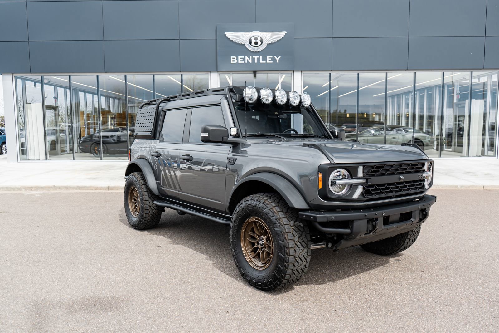 Used 2025 Ford Bronco Badlands AWD/4WD image 18