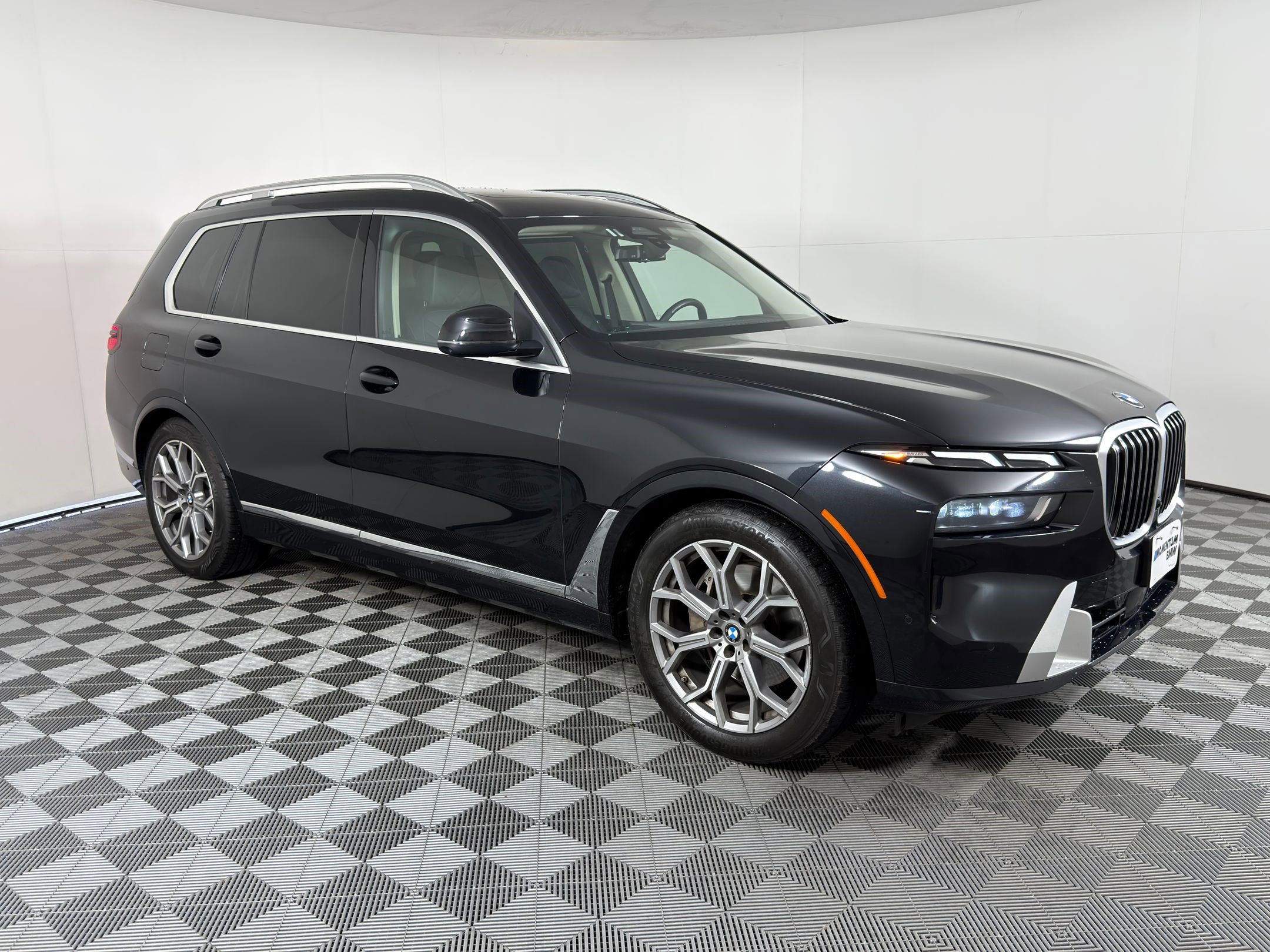 Used 2025 BMW X7 xDrive40i image 6