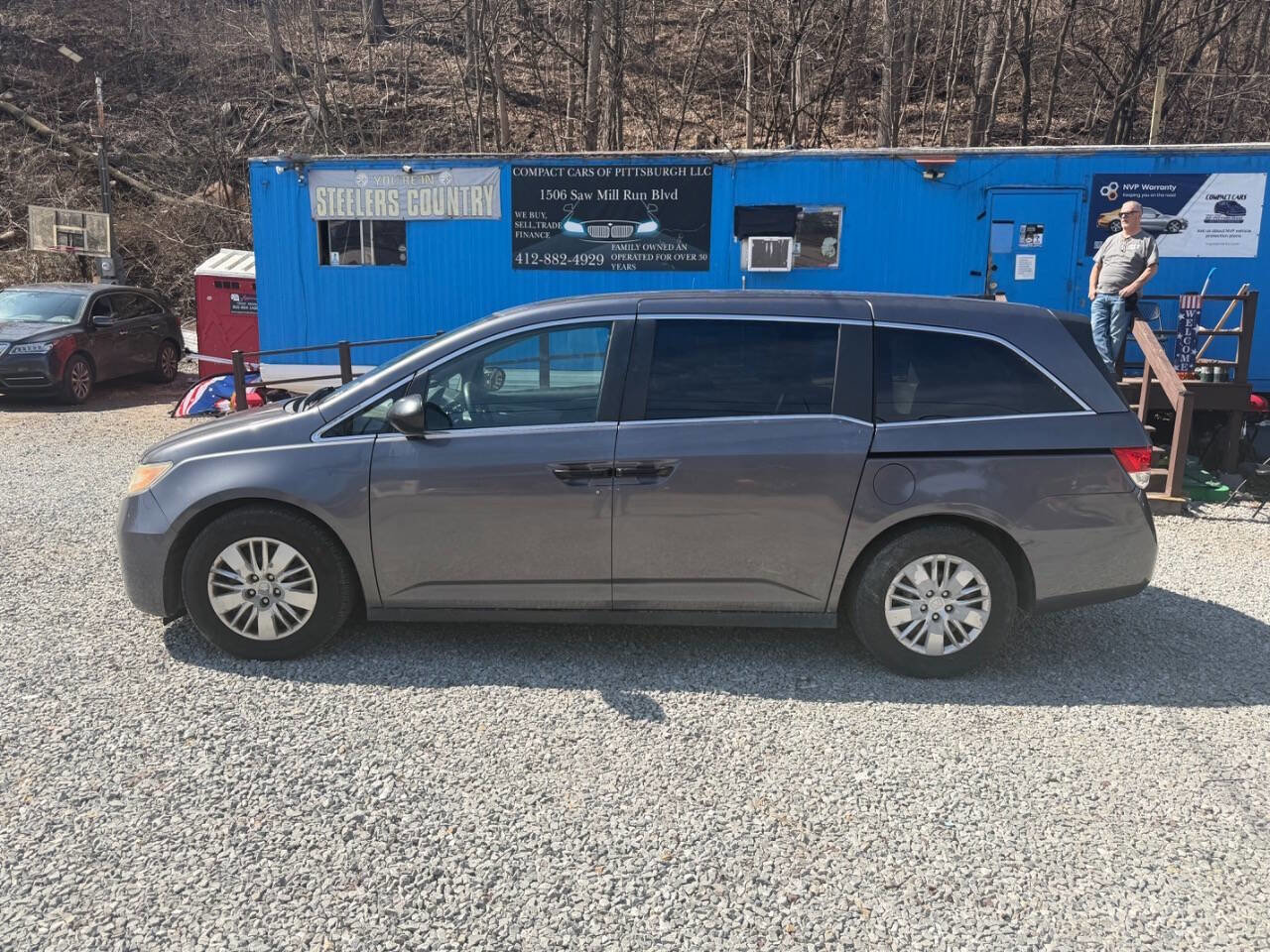 Used 2015 Honda Odyssey LX image 2