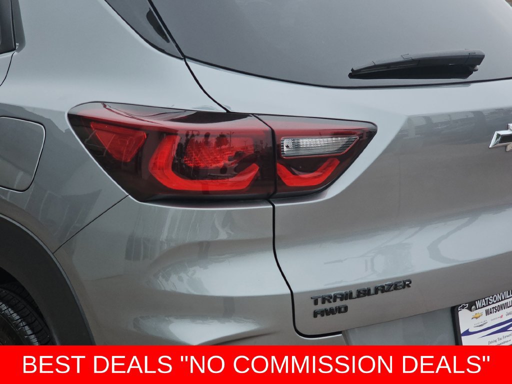 Used 2024 Chevrolet TrailBlazer RS w/ Convenience Package AWD/4WD image 41
