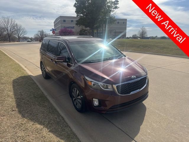 Used 2015 Kia Sedona SX