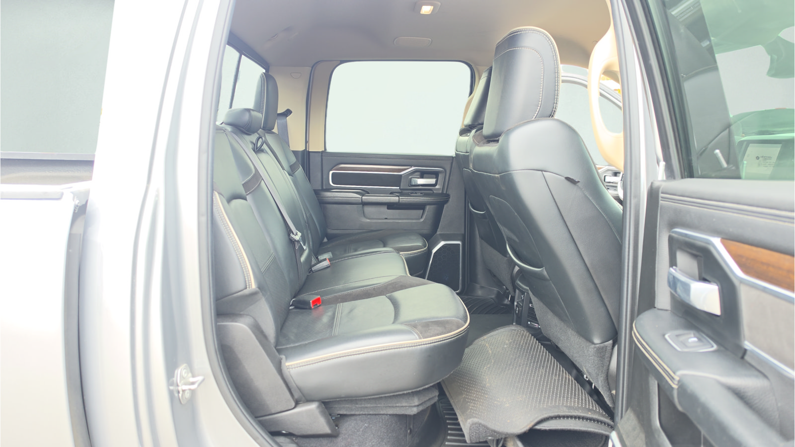 Used 2022 RAM 2500 Laramie AWD/4WD image 20