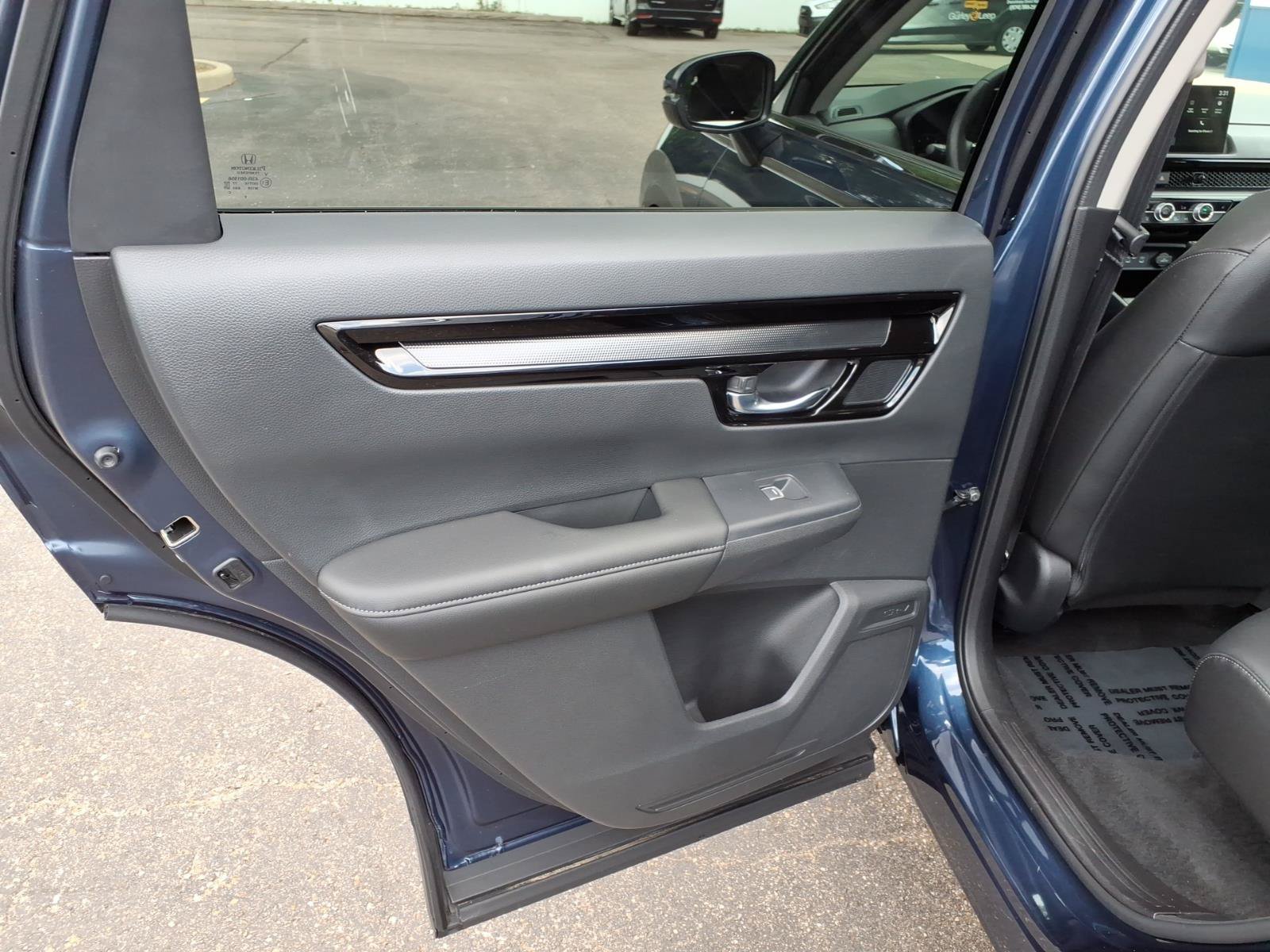Certified 2026 Honda CR-V EX-L image 8