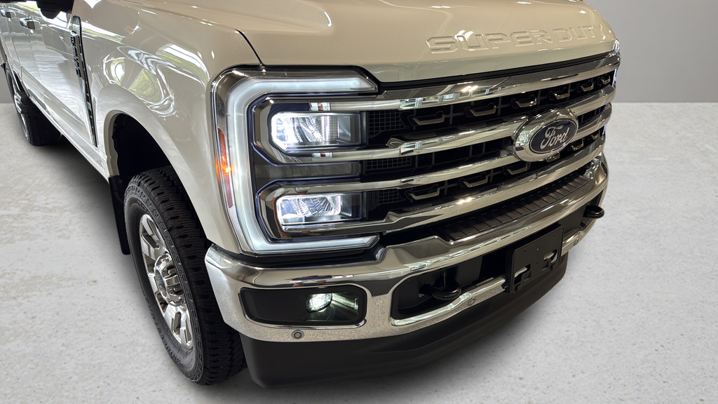 Used 2025 Ford F350 King Ranch w/ Chrome Package AWD/4WD image 11
