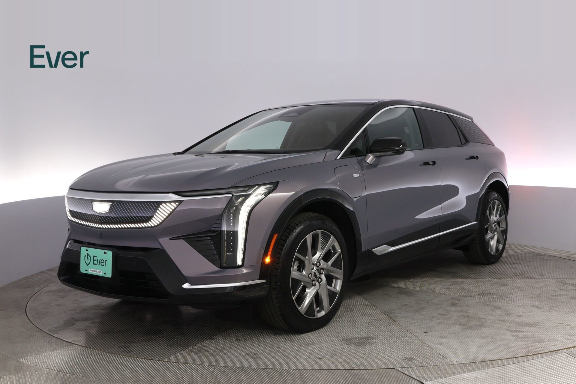 Used 2025 Cadillac Optiq Luxury 1 AWD/4WD image 2