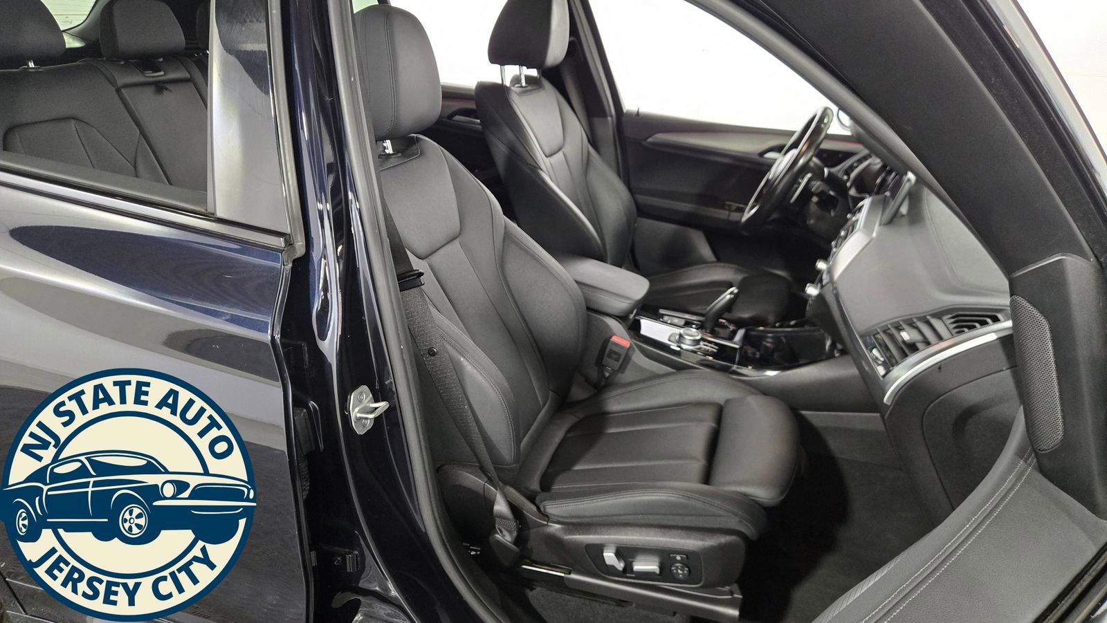 Used 2021 BMW X3 xDrive30i w/ M Sport Package image 40