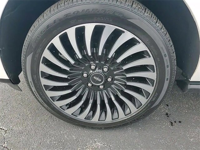 Used 2019 Lincoln Navigator L Black Label image 8