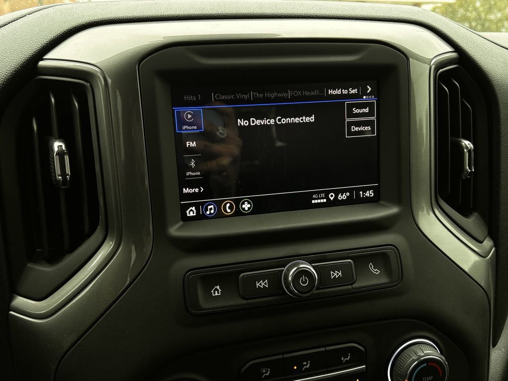 Used 2025 Chevrolet Silverado 2500 Custom w/ Custom Value Package image 18