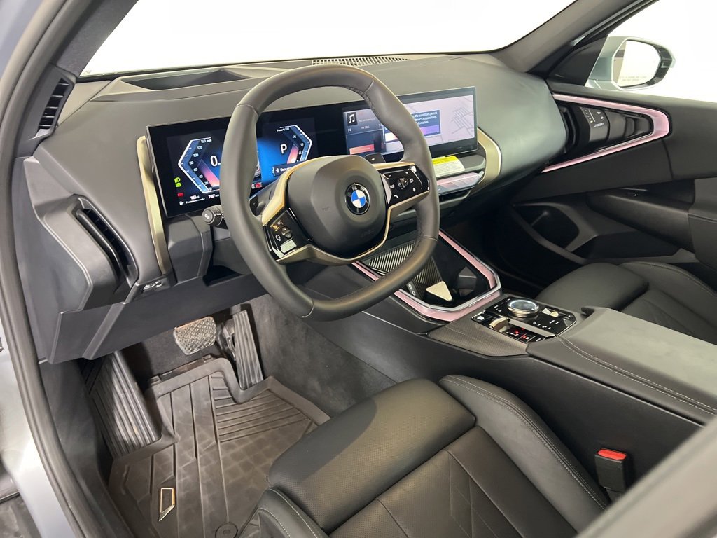 Used 2025 BMW X3 xDrive30i image 2