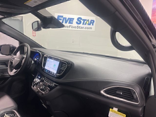 New 2026 Chrysler Pacifica Select image 25