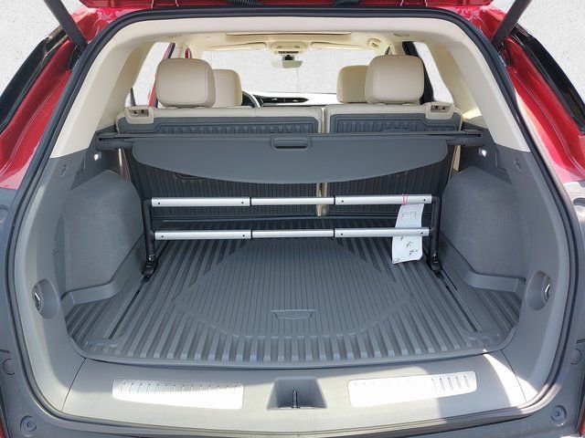 Used 2025 Cadillac XT5 Premium Luxury w/ Technology Package image 12