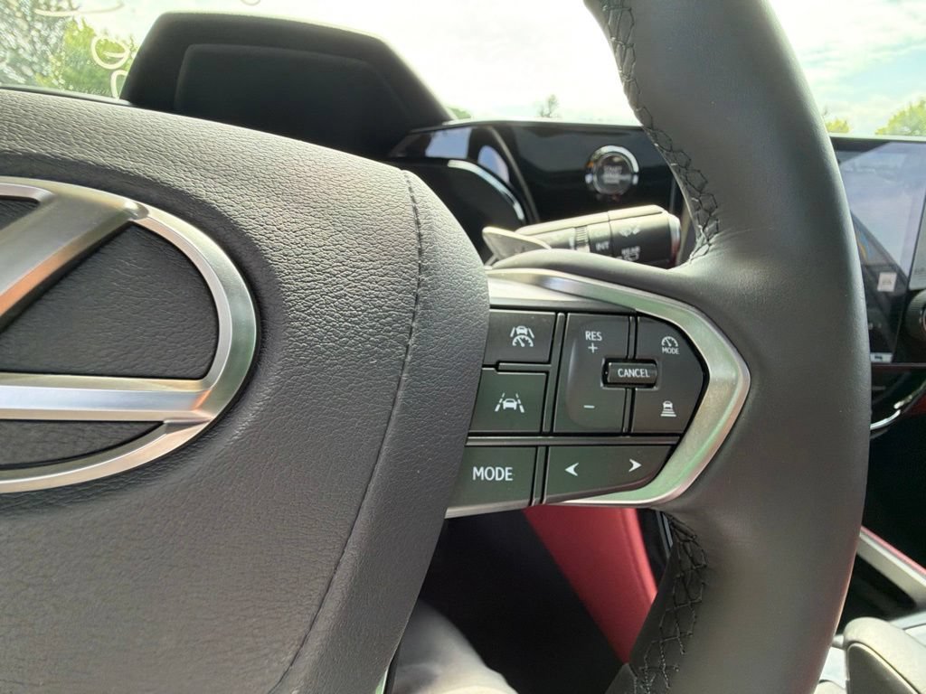 Certified 2024 Lexus NX 250 FWD w/ Towing Package (2000 Lbs) image 23