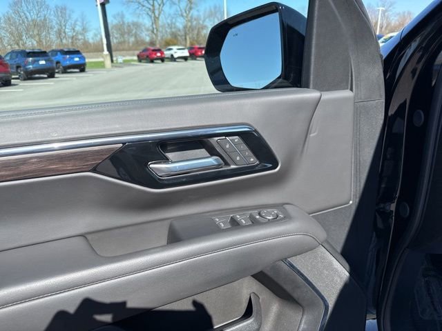 Used 2025 Chevrolet Tahoe LT image 14