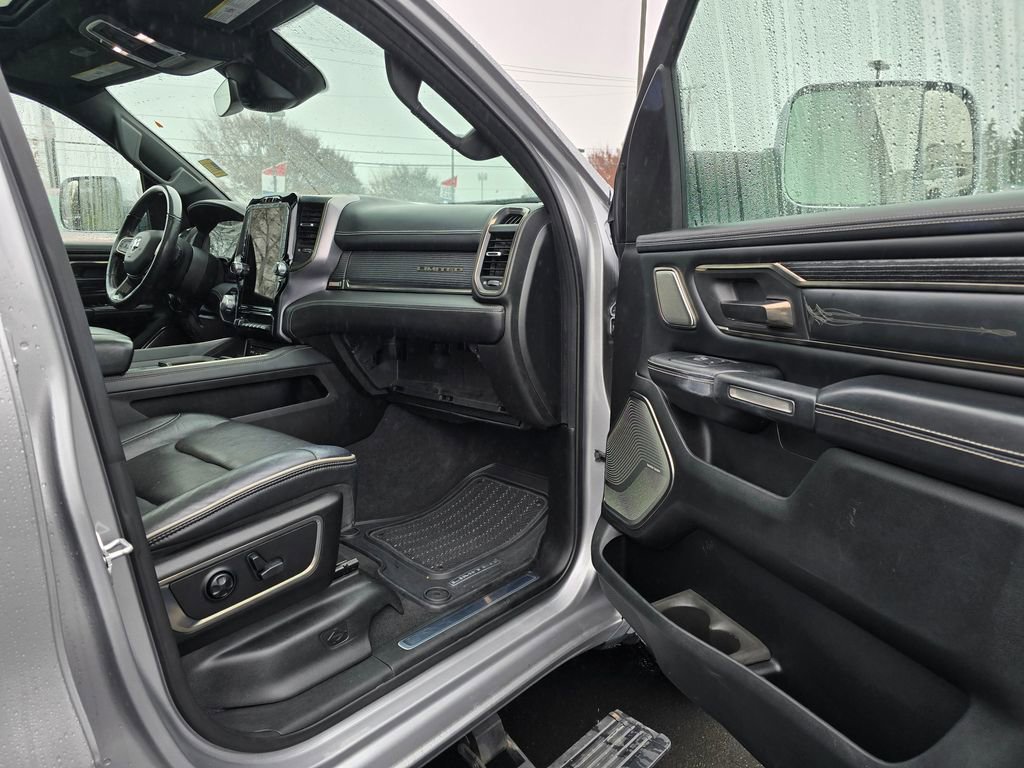 Used 2019 RAM 1500 Limited image 13