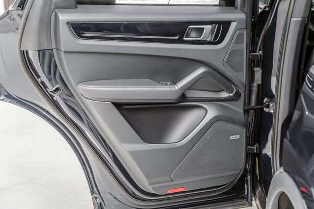 Used 2019 Porsche Cayenne image 52