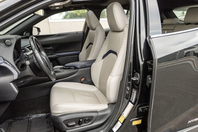 Used 2021 Lexus UX 250h w/ Premium Package image 11