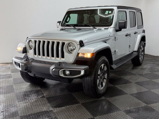 Used 2022 Jeep Wrangler Unlimited Sahara w/ Cold Weather Group AWD/4WD image 6