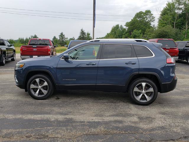 Used 2021 Jeep Cherokee Limited w/ Trailer Tow Group AWD/4WD image 4