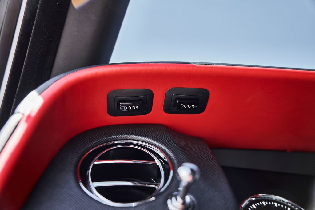 Used 2024 Rolls-Royce Cullinan Black Badge w/ Dark Exterior Package image 68