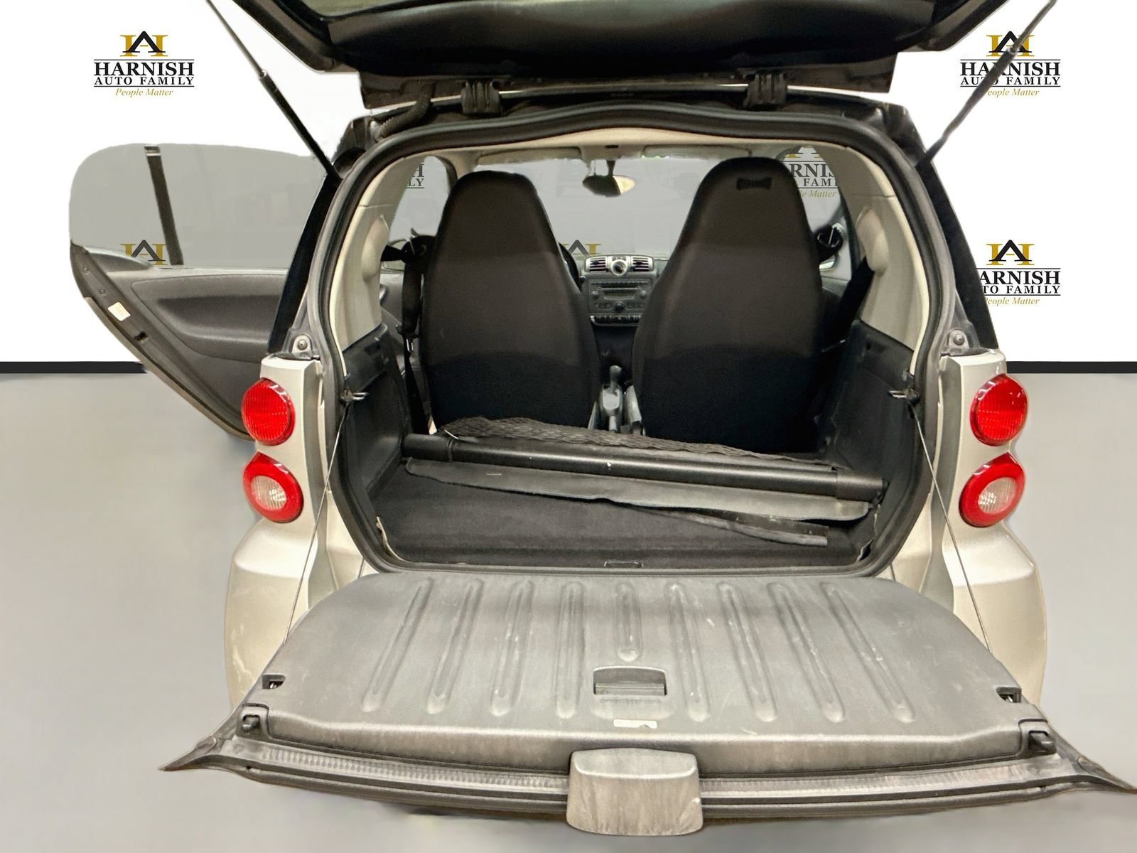 Used 2009 smart fortwo pure RWD image 22