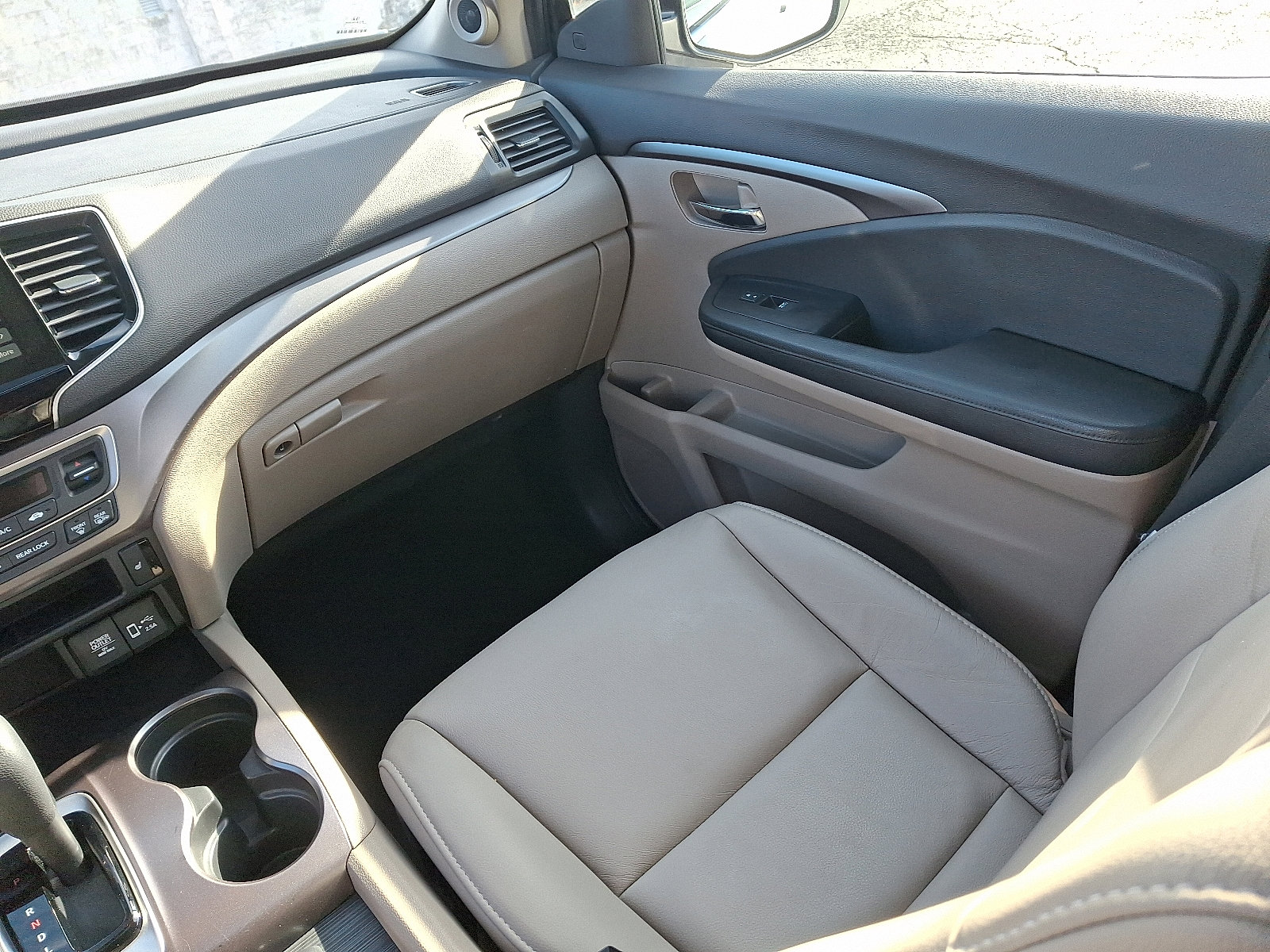 Used 2020 Honda Pilot EX-L image 11