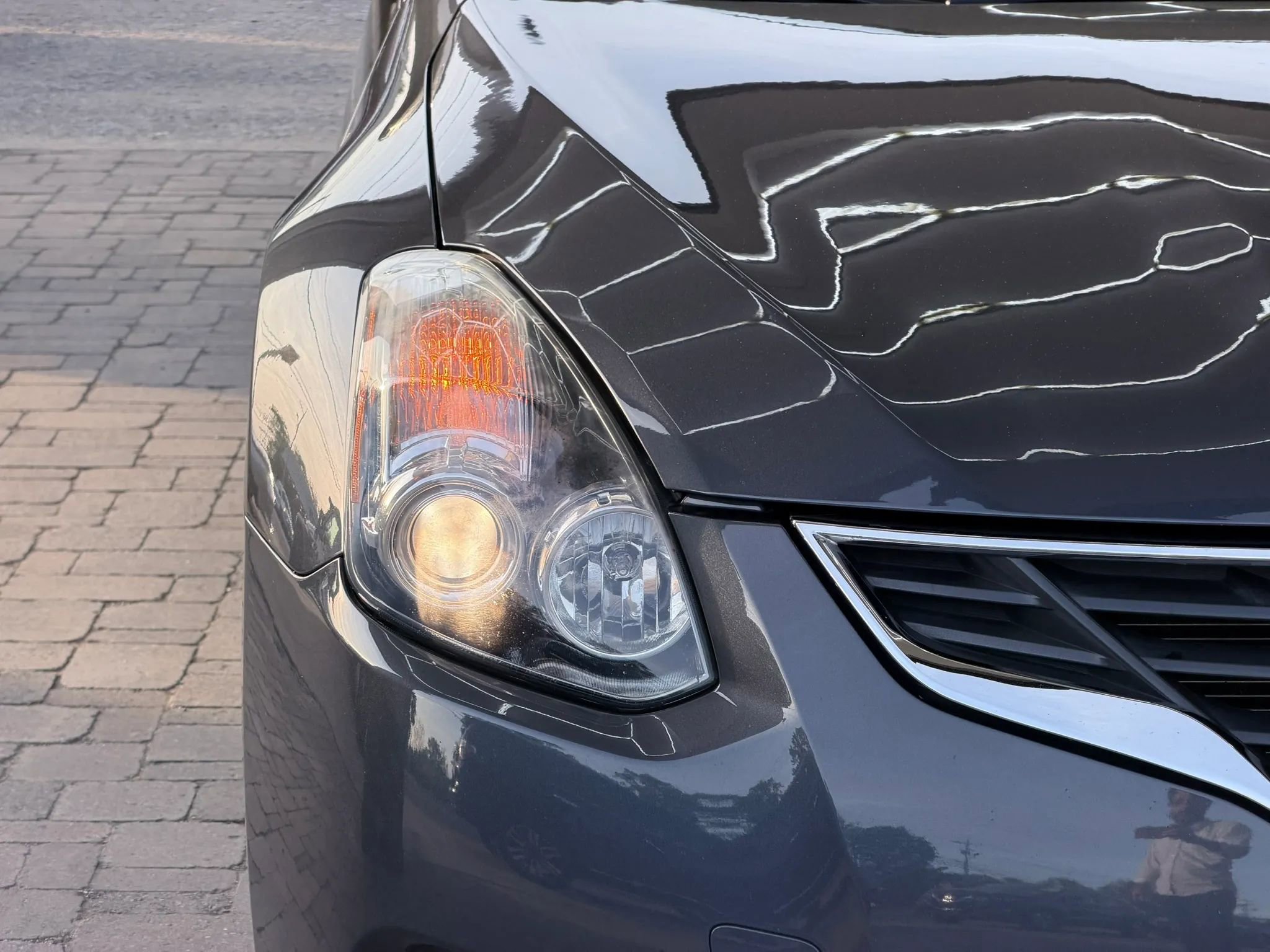 Used 2011 Nissan Altima 3.5 SR FWD image 24