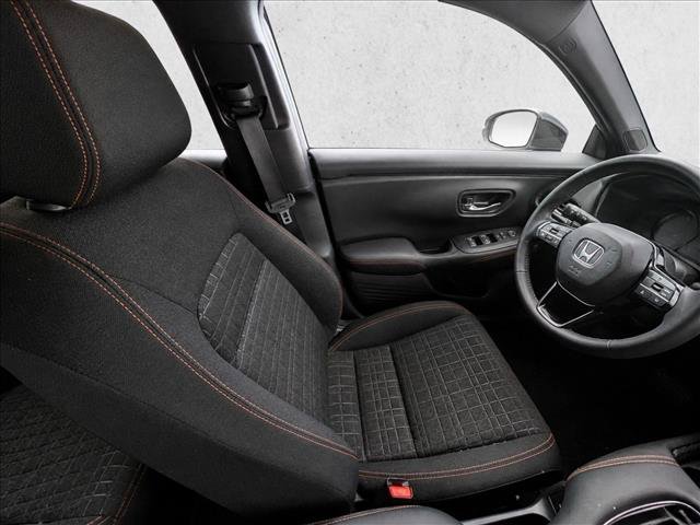 Used 2025 Honda HR-V Sport image 15