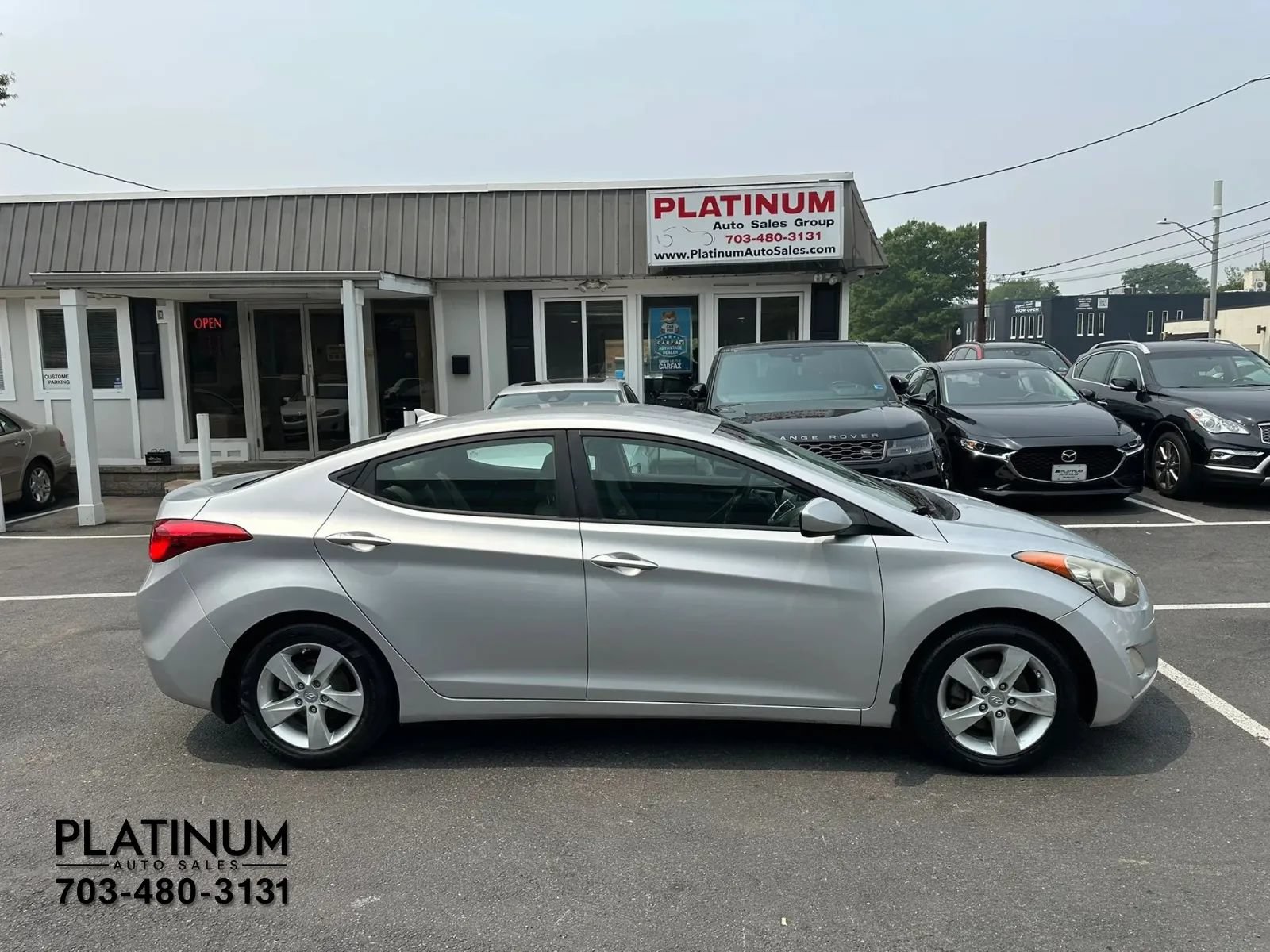 Used 2012 Hyundai Elantra GLS w/ Preferred Pkg 3 FWD image 2