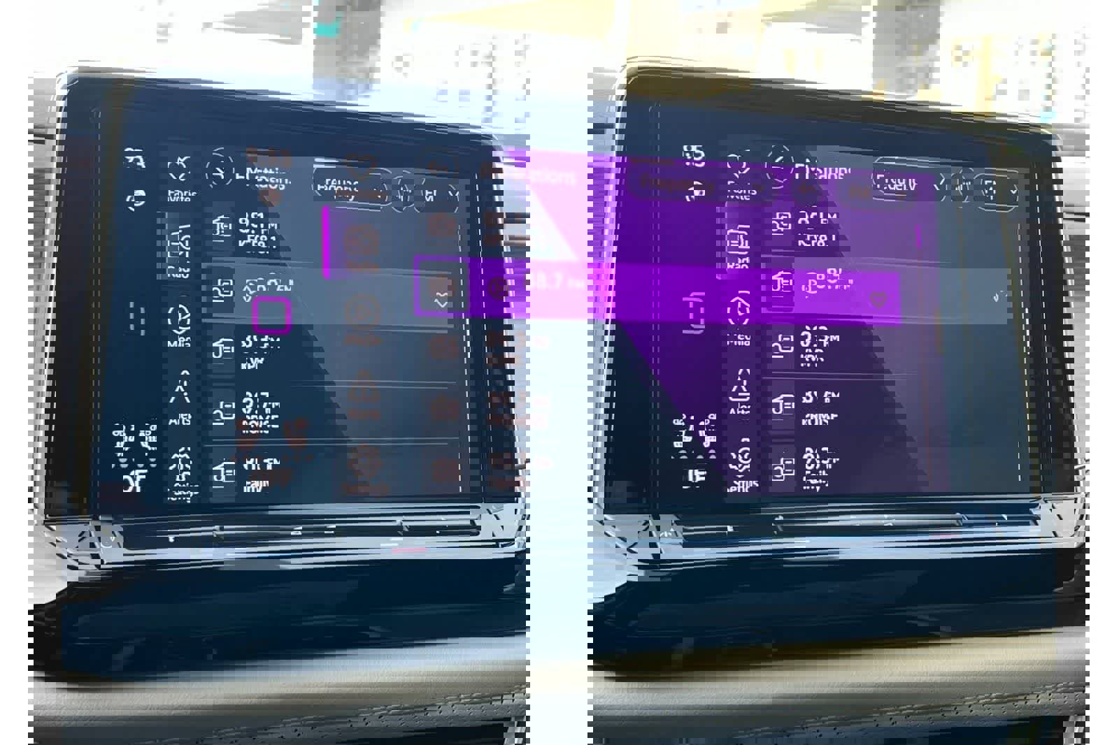 Used 2024 Volkswagen Atlas SEL Premium R-Line image 21