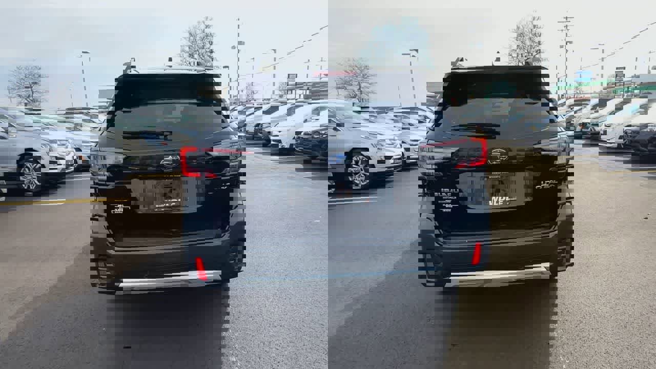 Used 2020 Subaru Outback Limited image 7