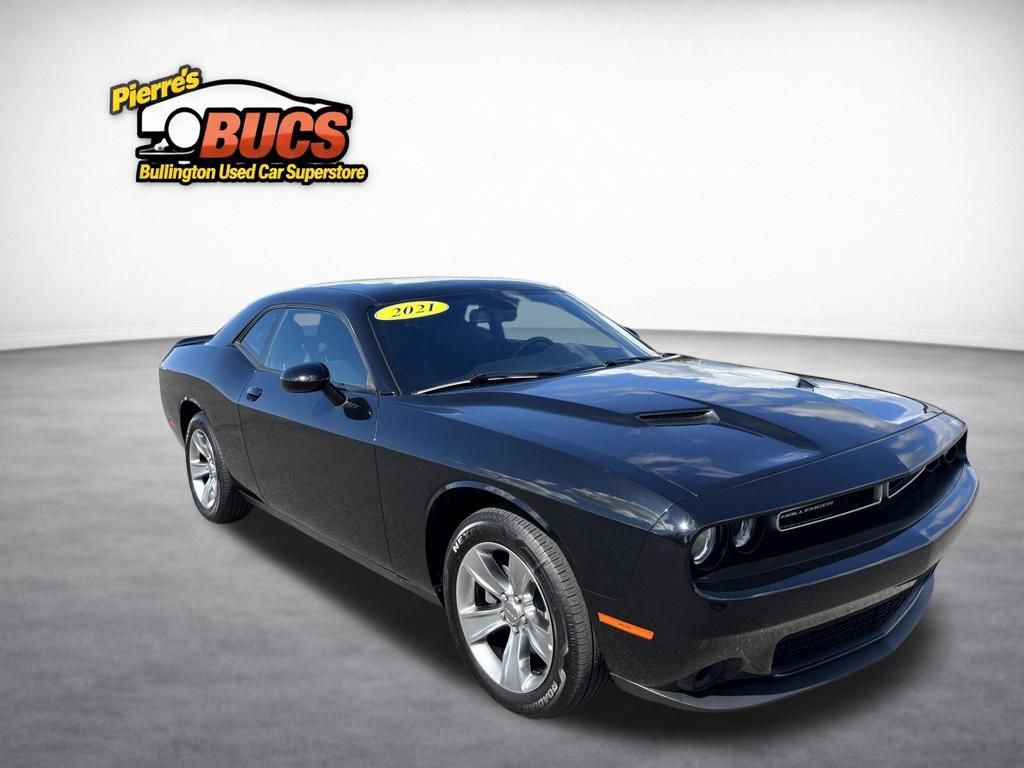 Used 2021 Dodge Challenger SXT RWD image 6