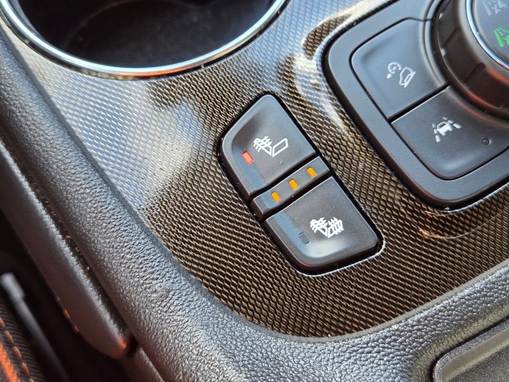 Used 2023 GMC Acadia AT4 w/ Trailering Package AWD/4WD image 34