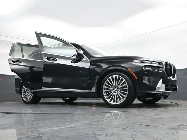 New 2026 BMW X7 xDrive40i image 44