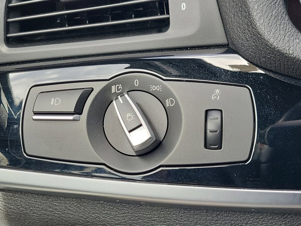 Used 2017 BMW X3 xDrive28i AWD/4WD image 24