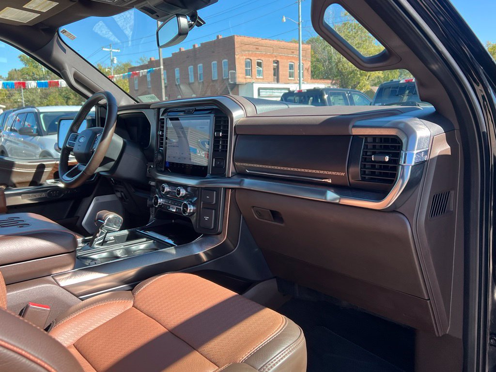 Used 2025 Ford F150 King Ranch w/ FX4 Off-Road Package AWD/4WD image 23