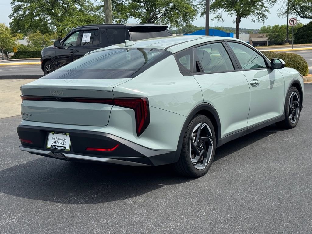 Certified 2025 Kia K4 EX image 3